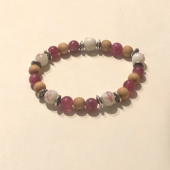 🎀Gorgeous Handmade Breast Cancer Awareness Ribbon glass beads bracelet - Picture 1 of 4